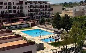 Ático con terraza, piscina y jacuzzi
